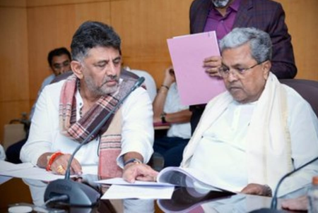 Infighting in K’taka Cong escalates as ex-MP claims Shivakumar to replace Siddaramaiah by Nov